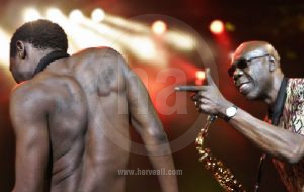 Musique_Manu_Dibango_HA__29_JUILLET_2005__MANU_DIBANGO_05